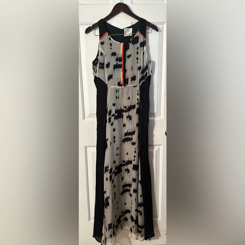 LINE & DOT Anthro 100 SILK Lrg Capsule Minimalist Sustainable Breathable Dress